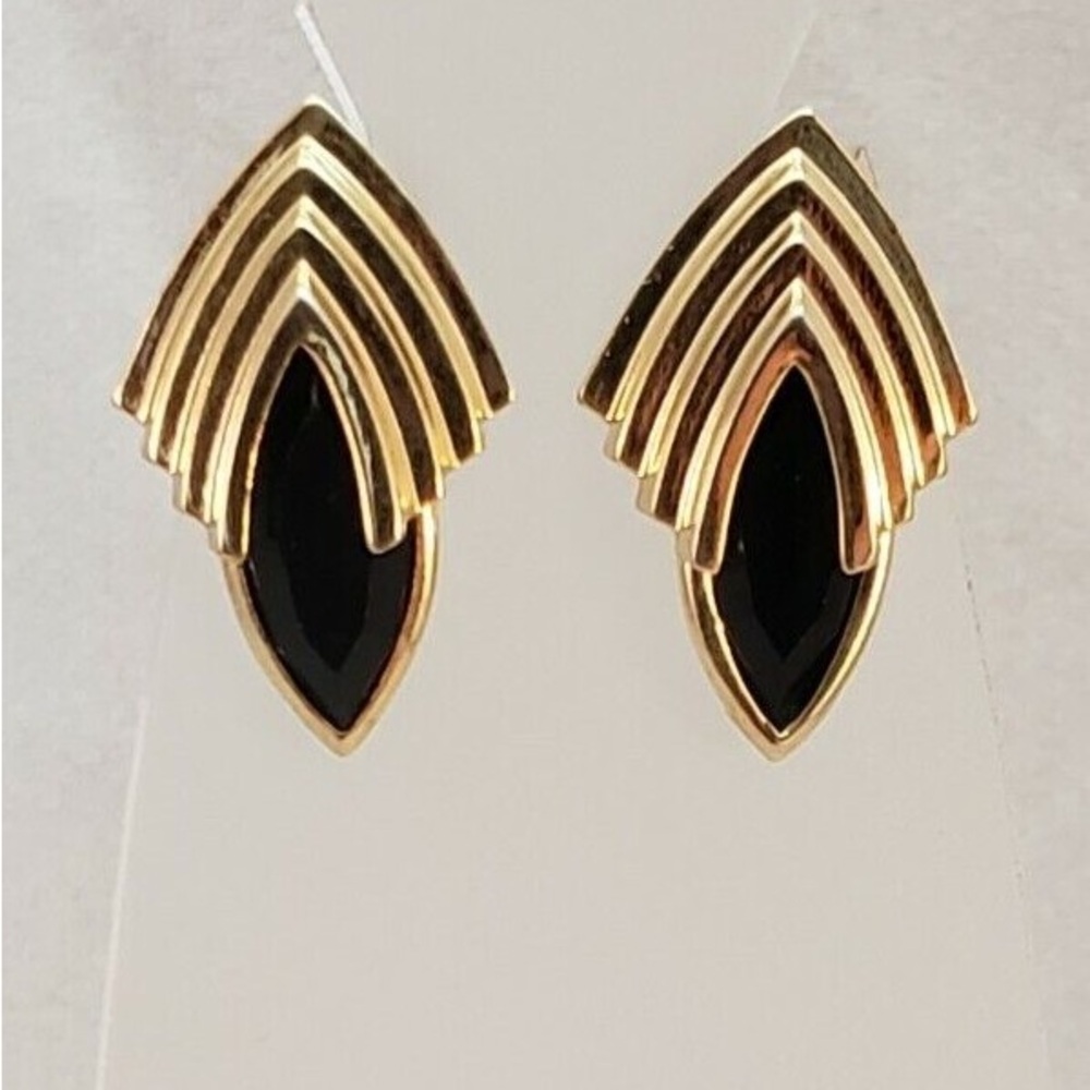 Black Glass Retro Style Gold Tone Post Vintage Earrings